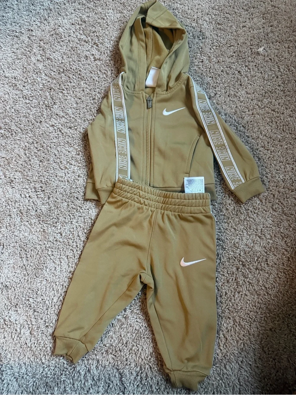 Nike Kids Olive green Hooded Sweatpants & Jacket Set